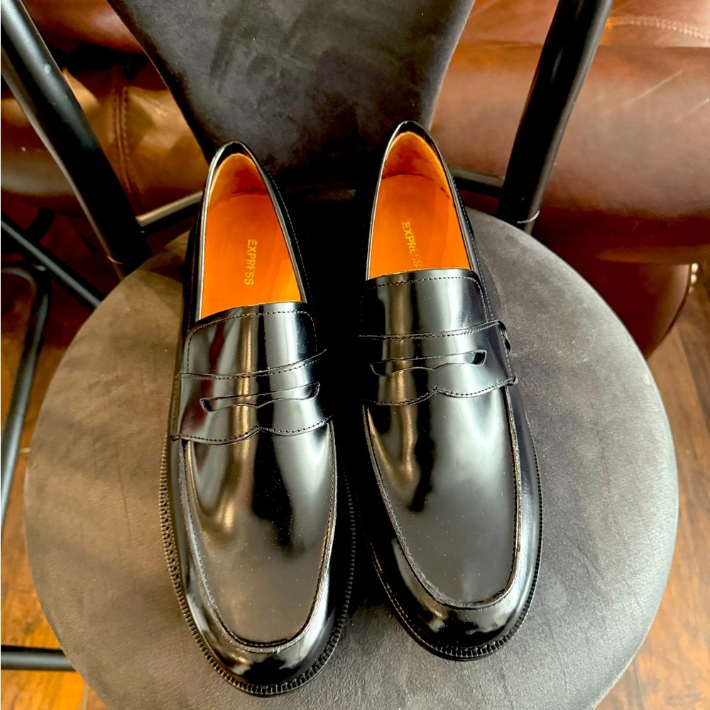 Men’s Black Loafers